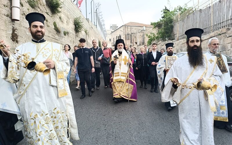 Άγιοι Τόποι: Η εορτή της Εγέρσεως του Λαζάρου στο Προσκύνημα της Ανάληψης στο Όρος των Ελαιών