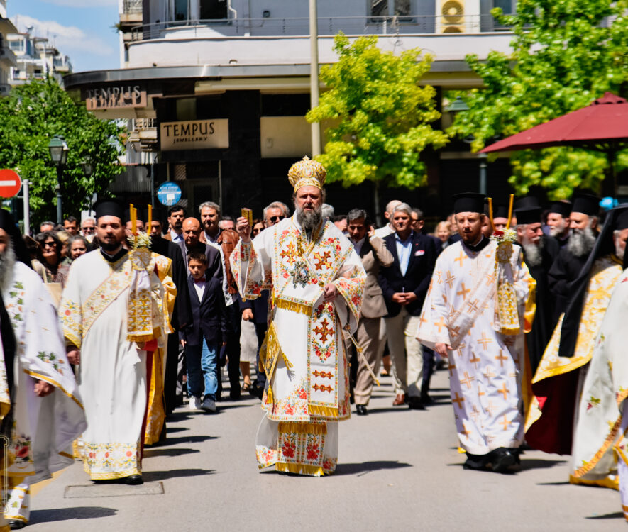 I-panigiri-tis-anastaseos-stin-iera-mitropoli-thessalonikis-eidiseis-nea-ellada-thessalonikis-filotheos-2024-pasxa-adologala