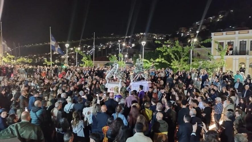 Μεγάλη Παρασκευή στην Ιερά Μητρόπολη Σύμης