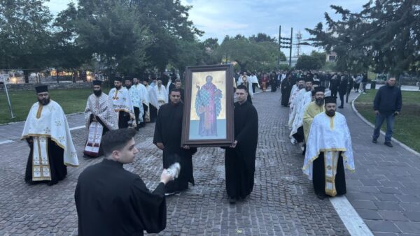 Ο Εσπερινός στην Αρχαία Βασιλική του Αγίου Αχιλλίου