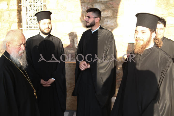 ieros naos agiou aimilianou lofos skouze panygiri litaneytike esperinos evripoy agiou aimilianou (1)