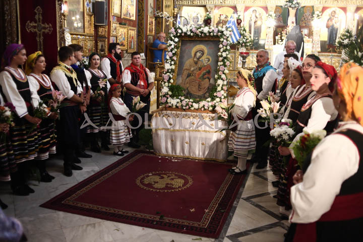 Ταύρος: Πάνδημη η Ιερά Λιτάνευση της Θαυματουργού Εικόνας της Παναγίας Ταυριώτισσας
