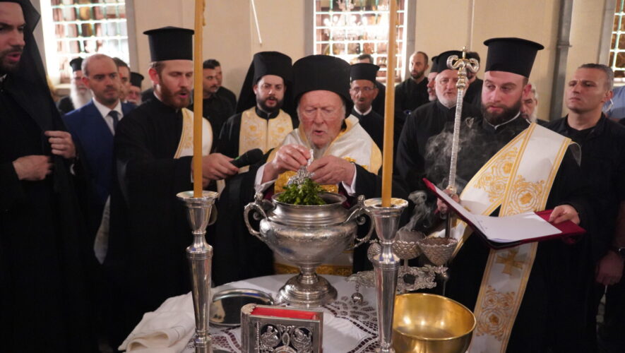 Eγκαίνια αναστηλωμένων κελίων Καθεδρικού Ναού των Εισοδίων της Θεοτόκου στο Πέρα egkainia oikoumenikos patriarxis eidiseis nea phanari peran ekklisiastikes eidiseis arxi indiktoy enimerosi vartholomaios (2)
