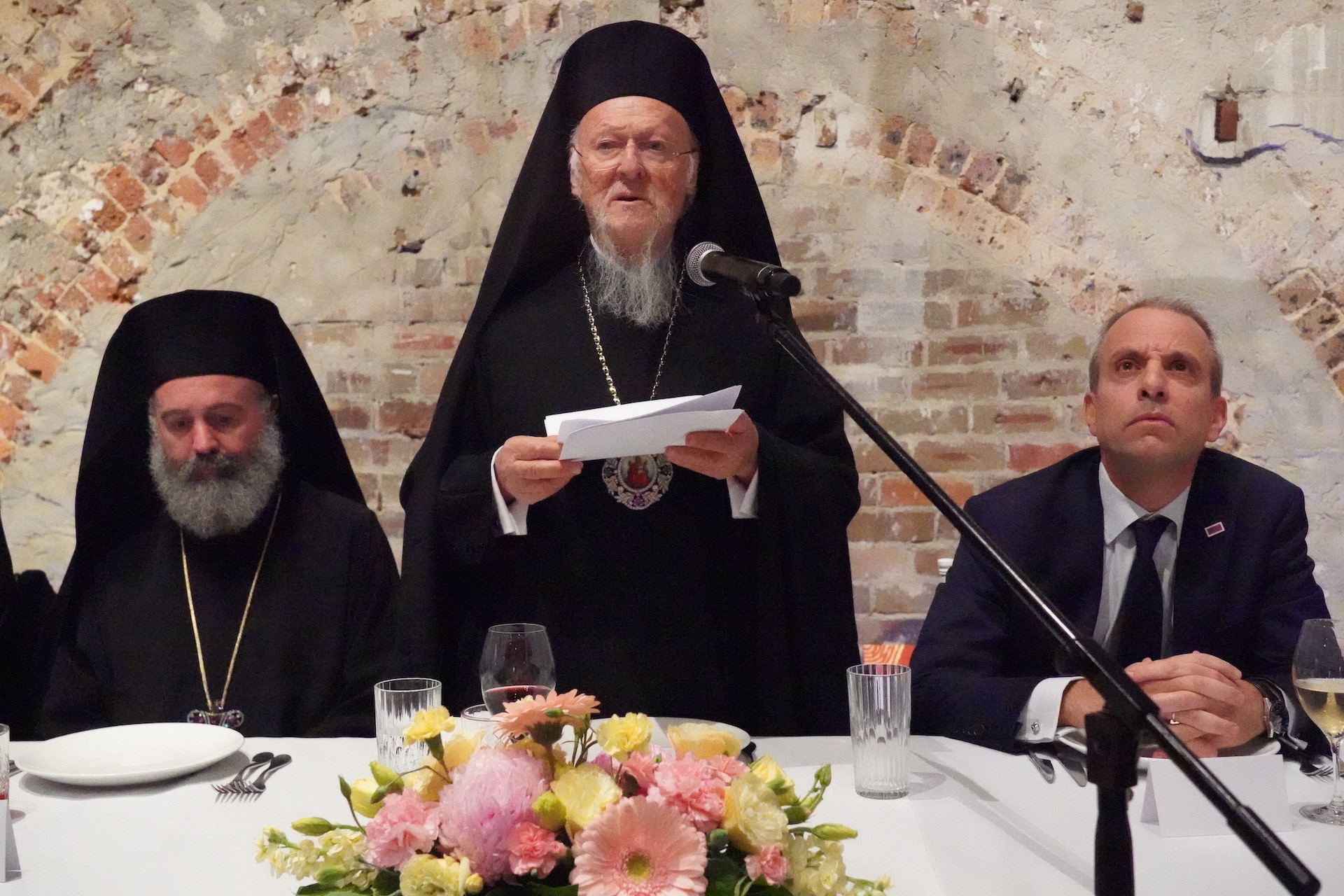 Επίσκεψη του Οικουμενικού Πατριάρχη στο Γενικό Προξενείο της Ελλάδος στο Σύδνεϋ (Φωτογραφίες) GREEK_EMBASSY_NEWS_AUSTRALIA_PATRIACH_BARTHOLOMEW_AMBASSADOR_POLITICS_HELLAS_GREECE_VISITED_NEWS_ADOLOGALA (2) Επίσκεψη του Οικουμενικού Πατριάρχη στο Γενικό Προξενείο της Ελλάδος στο Σύδνεϋ (Φωτογραφίες) GREEK_EMBASSY_NEWS_AUSTRALIA_PATRIACH_BARTHOLOMEW_AMBASSADOR_POLITICS_HELLAS_GREECE_VISITED_NEWS_ADOLOGALA (2)