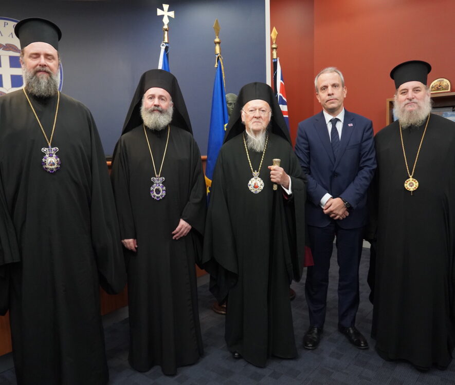 Επίσκεψη του Οικουμενικού Πατριάρχη στο Γενικό Προξενείο της Ελλάδος στο Σύδνεϋ (Φωτογραφίες) GREEK_EMBASSY_NEWS_AUSTRALIA_PATRIACH_BARTHOLOMEW_AMBASSADOR_POLITICS_HELLAS_GREECE_VISITED_NEWS_ADOLOGALA (2)