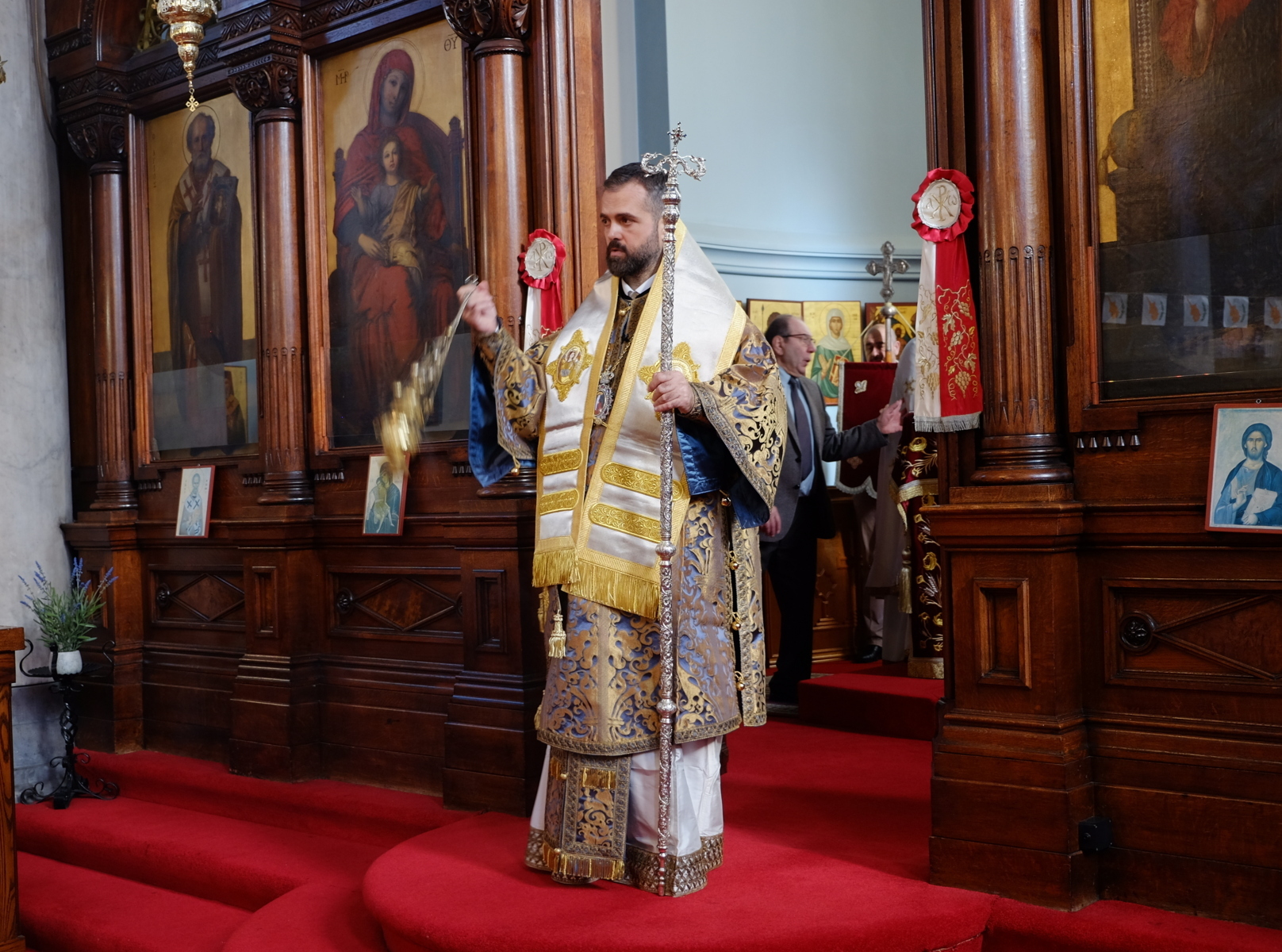 Αρχιερατική Θεία Λειτουργία στον Ιερό Ναό του Αγίου Νικολάου στο Λίβερπουλ agios_nickolaos_liverpool_news_great_britain_news_world_ecclesia_orthodoxia_adologala (2)