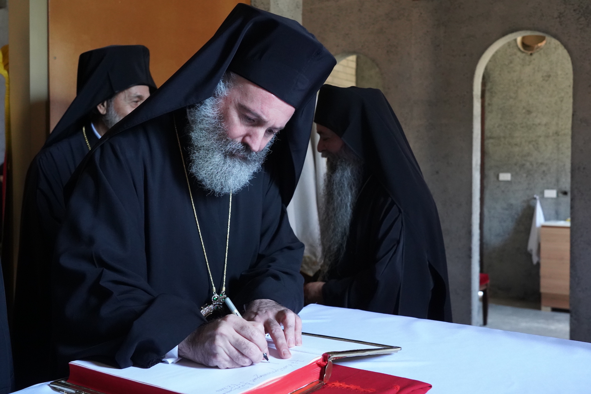 Πλήθος πιστών καλωσόρισαν τον Οικουμενικό Πατριάρχη στην Ι. Μονή Παντανάσσης Σύδνεϋ (Φωτογραφίες)