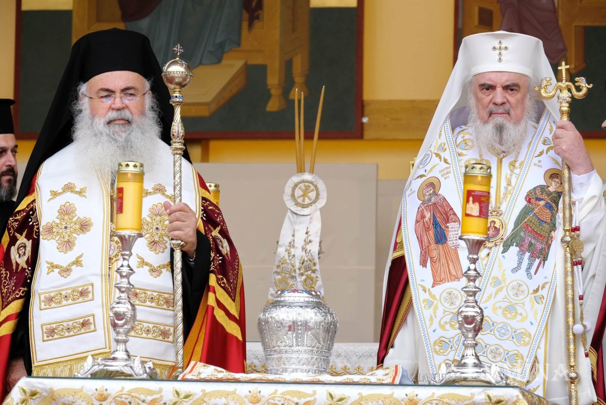 Ο Αρχιεπίσκοπος Κύπρου Γεώργιος στο Βουκουρέστι kyprou_georgios_patriarxis_roumanias_daniel_news_orthodoxia_adologala.gr