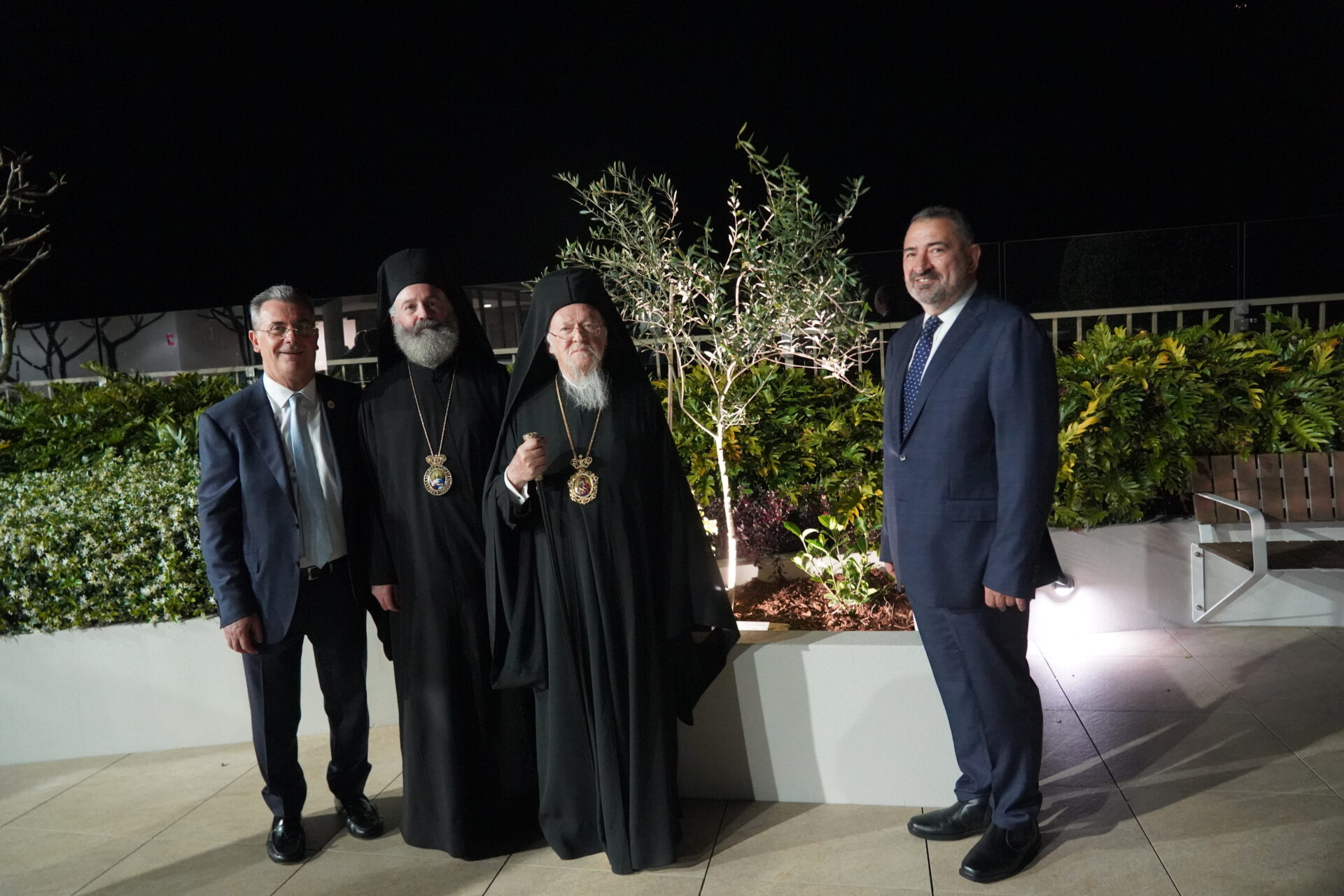 Οίκο ευγηρίας επισκέφθηκε ο Οικουμενικός Πατριάρχης στο Σύδνεϋ της Αυστραλίας (Φωτογραφίες) oikos_evgirias_eidiseis_nea_australia_ecumenical_patriachate_news_papachristou_photography_press_sydney_bartholomew_adologala (2)