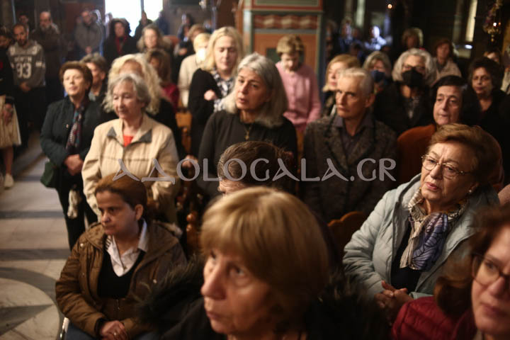 Αρχιερατική Θεία Λειτουργία για τον Άγιο Απόστολο Ανδρέα στο Γηροκομείο Αθηνών (Φωτογραφίες) 