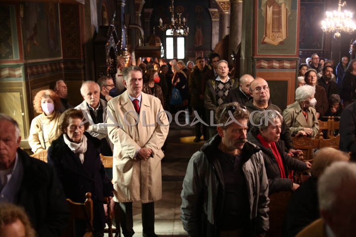 Αρχιερατική Θεία Λειτουργία για τον Άγιο Απόστολο Ανδρέα στο Γηροκομείο Αθηνών (Φωτογραφίες) 