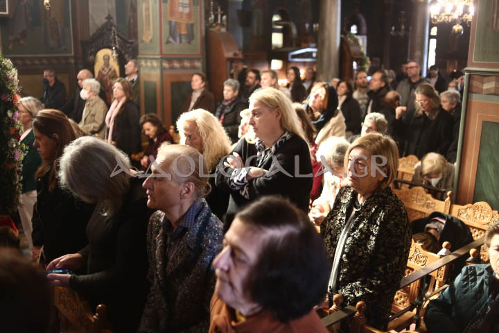 Αρχιερατική Θεία Λειτουργία για τον Άγιο Απόστολο Ανδρέα στο Γηροκομείο Αθηνών (Φωτογραφίες) 