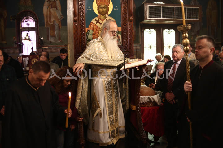 Αρχιερατική Θεία Λειτουργία για τον Άγιο Απόστολο Ανδρέα στο Γηροκομείο Αθηνών (Φωτογραφίες) 