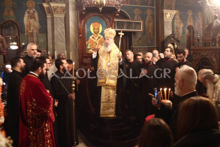 Λαμπρός εσπερινός για τον Άγιο Απόστολο Ανδρέα στο Γηροκομείο Αθηνών (Φωτογραφίες) ieros_naos_agiou_andrea_apostolos_girokomeio_athinon_athens_greece_orthodoxia_karpathakis_vangelis_photografia_adologala
