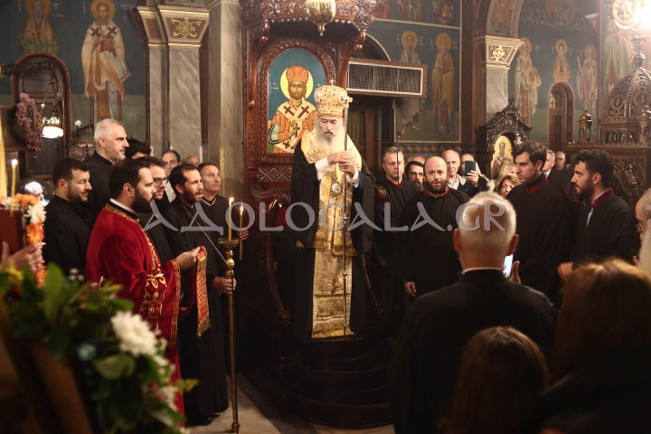 Λαμπρός εσπερινός για τον Άγιο Απόστολο Ανδρέα στο Γηροκομείο Αθηνών (Φωτογραφίες) ieros_naos_agiou_andrea_apostolos_girokomeio_athinon_athens_greece_orthodoxia_karpathakis_vangelis_photografia_adologala