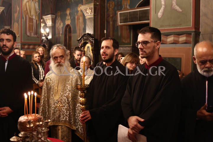 Λαμπρός εσπερινός για τον Άγιο Απόστολο Ανδρέα στο Γηροκομείο Αθηνών (Φωτογραφίες) ieros_naos_agiou_andrea_apostolos_girokomeio_athinon_athens_greece_orthodoxia_karpathakis_vangelis_photografia_adologala