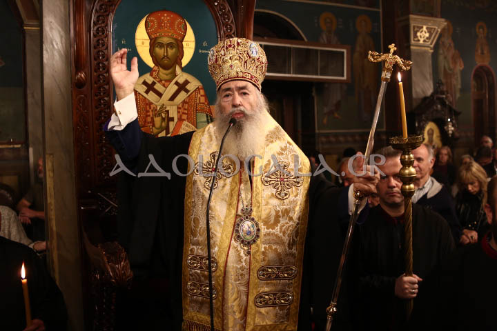 Λαμπρός εσπερινός για τον Άγιο Απόστολο Ανδρέα στο Γηροκομείο Αθηνών (Φωτογραφίες) ieros_naos_agiou_andrea_apostolos_girokomeio_athinon_athens_greece_orthodoxia_karpathakis_vangelis_photografia_adologala
