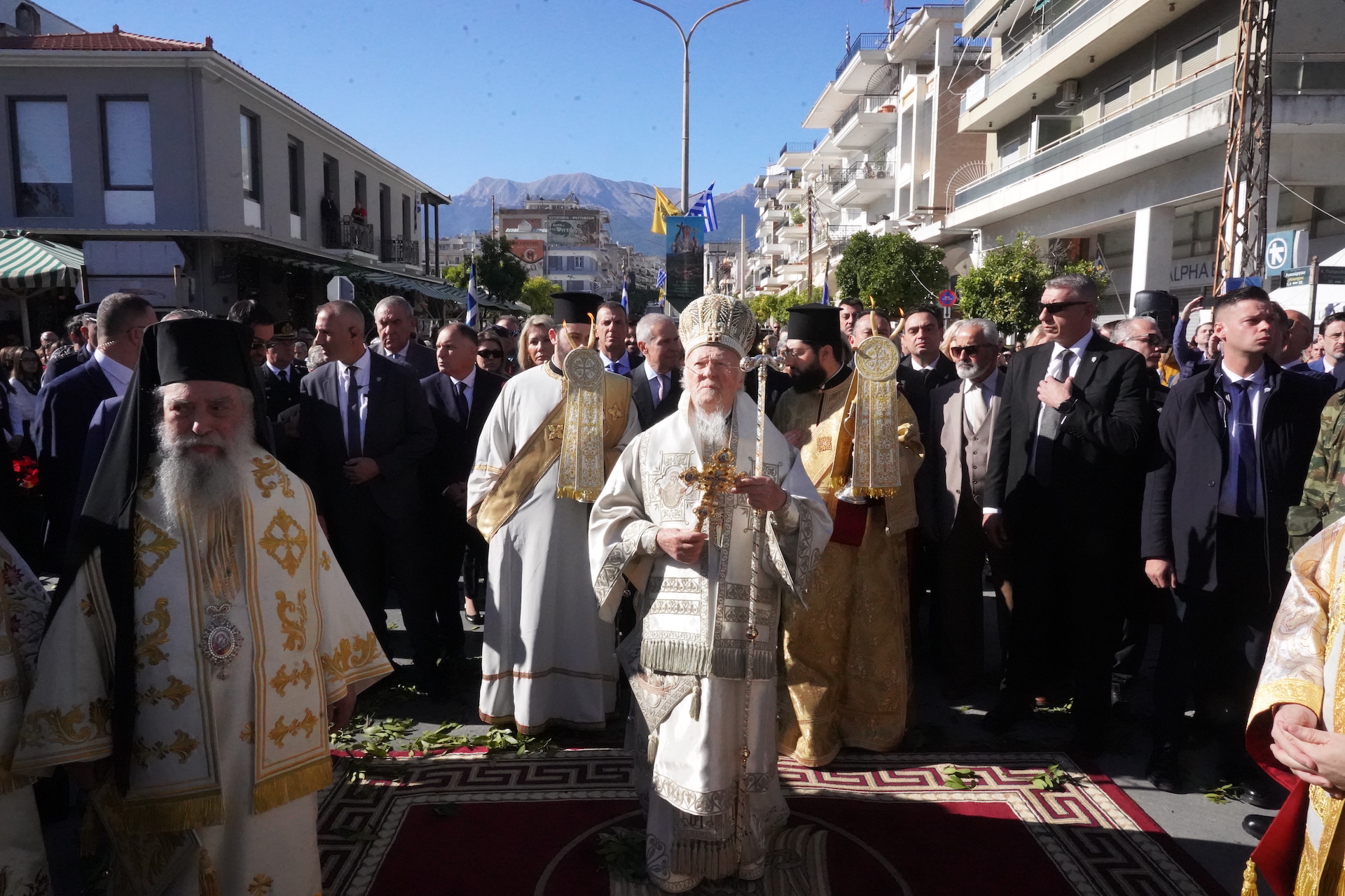 Ο Οικουμενικός Πατριάρχης προεξήρχε των λατρευτικών εκδηλώσεων για την εορτή του πολιούχου της Σπάρτης Ο Οικουμενικός Πατριάρχης προεξήρχε των λατρευτικών εκδηλώσεων για την εορτή του πολιούχου της Σπάρτης oikoumenikos sparti eidiseis ellada patriarxeia adologala (1)