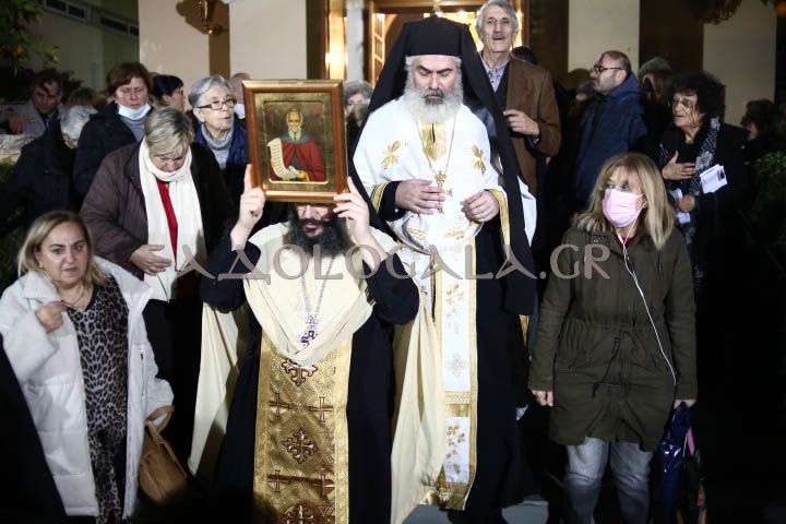 Επίσκοπος Φωτικής Νεκτάριος: «Η ομόνοια και η ειρήνη σώζει την οικογένεια» - Λαμπρός εσπερινός του Αγίου Σάββα στο Αντικαρκινικό Νοσοκομείο Αθηνών ieros_naos_agiou_Savva_igiasmenou_antikarkiniko_nosokomeio_athinon_athens_greece_orthodoxia_karpathakis_vangelis_photografia_adologala