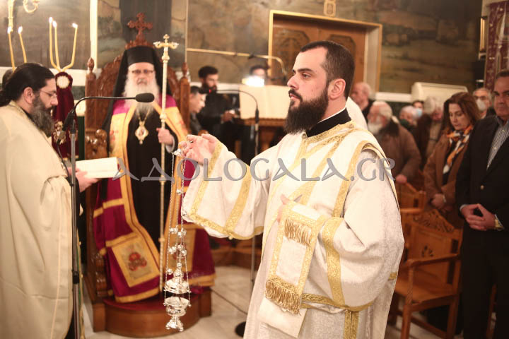 Επίσκοπος Φωτικής Νεκτάριος: «Η ομόνοια και η ειρήνη σώζει την οικογένεια» - Λαμπρός εσπερινός του Αγίου Σάββα στο Αντικαρκινικό Νοσοκομείο Αθηνών ieros_naos_agiou_Savva_igiasmenou_antikarkiniko_nosokomeio_athinon_athens_greece_orthodoxia_karpathakis_vangelis_photografia_adologala