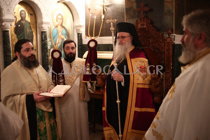 Επίσκοπος Φωτικής Νεκτάριος: «Η ομόνοια και η ειρήνη σώζει την οικογένεια» - Λαμπρός εσπερινός του Αγίου Σάββα στο Αντικαρκινικό Νοσοκομείο Αθηνών ieros_naos_agiou_Savva_igiasmenou_antikarkiniko_nosokomeio_athinon_athens_greece_orthodoxia_karpathakis_vangelis_photografia_adologala