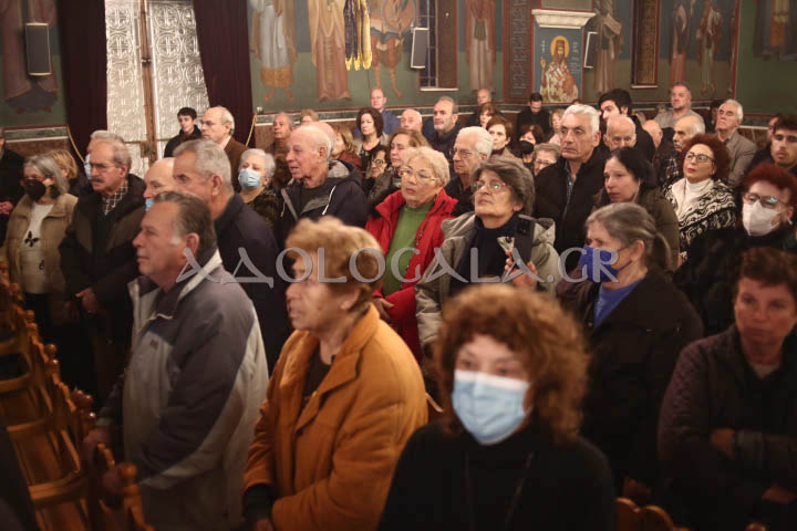 Μητροπολίτης Κορωνείας: «Όλοι μας είμαστε σε σύγχυση, σε κατάσταση ταραχής, αγωνίας, εκνευρισμών» - Λαμπρός εσπερινός του Αγίου Νικολάου στη Καλλιθέα (Φωτογραφίες) ieros_naos_agiou_nikolaou_kallithea_mitropolitis_koroneias_athens_greece_orthodoxia_karpathakis_vangelis_photografia_adologala