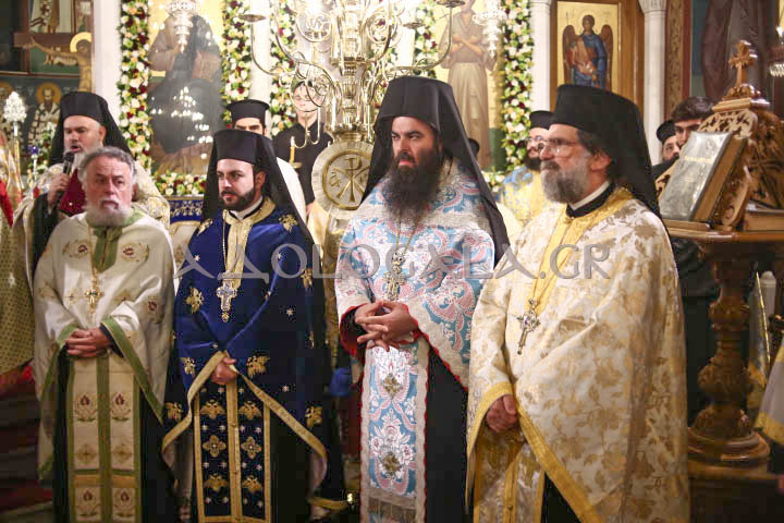 Μητροπολίτης Κορωνείας: «Όλοι μας είμαστε σε σύγχυση, σε κατάσταση ταραχής, αγωνίας, εκνευρισμών» - Λαμπρός εσπερινός του Αγίου Νικολάου στη Καλλιθέα (Φωτογραφίες) ieros_naos_agiou_nikolaou_kallithea_mitropolitis_koroneias_athens_greece_orthodoxia_karpathakis_vangelis_photografia_adologala