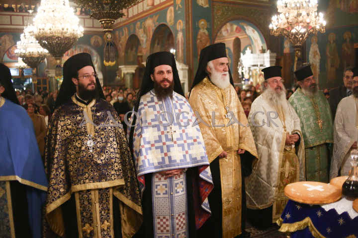 Μητροπολίτης Κορωνείας: «Όλοι μας είμαστε σε σύγχυση, σε κατάσταση ταραχής, αγωνίας, εκνευρισμών» - Λαμπρός εσπερινός του Αγίου Νικολάου στη Καλλιθέα (Φωτογραφίες) ieros_naos_agiou_nikolaou_kallithea_mitropolitis_koroneias_athens_greece_orthodoxia_karpathakis_vangelis_photografia_adologala