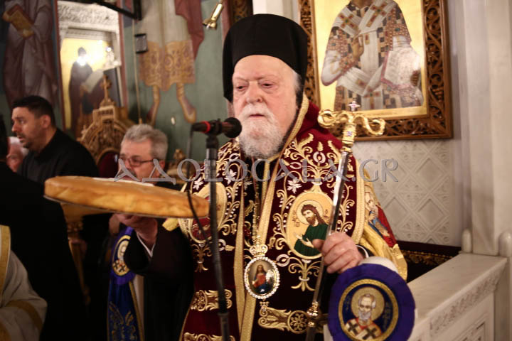 Μητροπολίτης Κορωνείας: «Όλοι μας είμαστε σε σύγχυση, σε κατάσταση ταραχής, αγωνίας, εκνευρισμών» - Λαμπρός εσπερινός του Αγίου Νικολάου στη Καλλιθέα (Φωτογραφίες) ieros_naos_agiou_nikolaou_kallithea_mitropolitis_koroneias_athens_greece_orthodoxia_karpathakis_vangelis_photografia_adologala