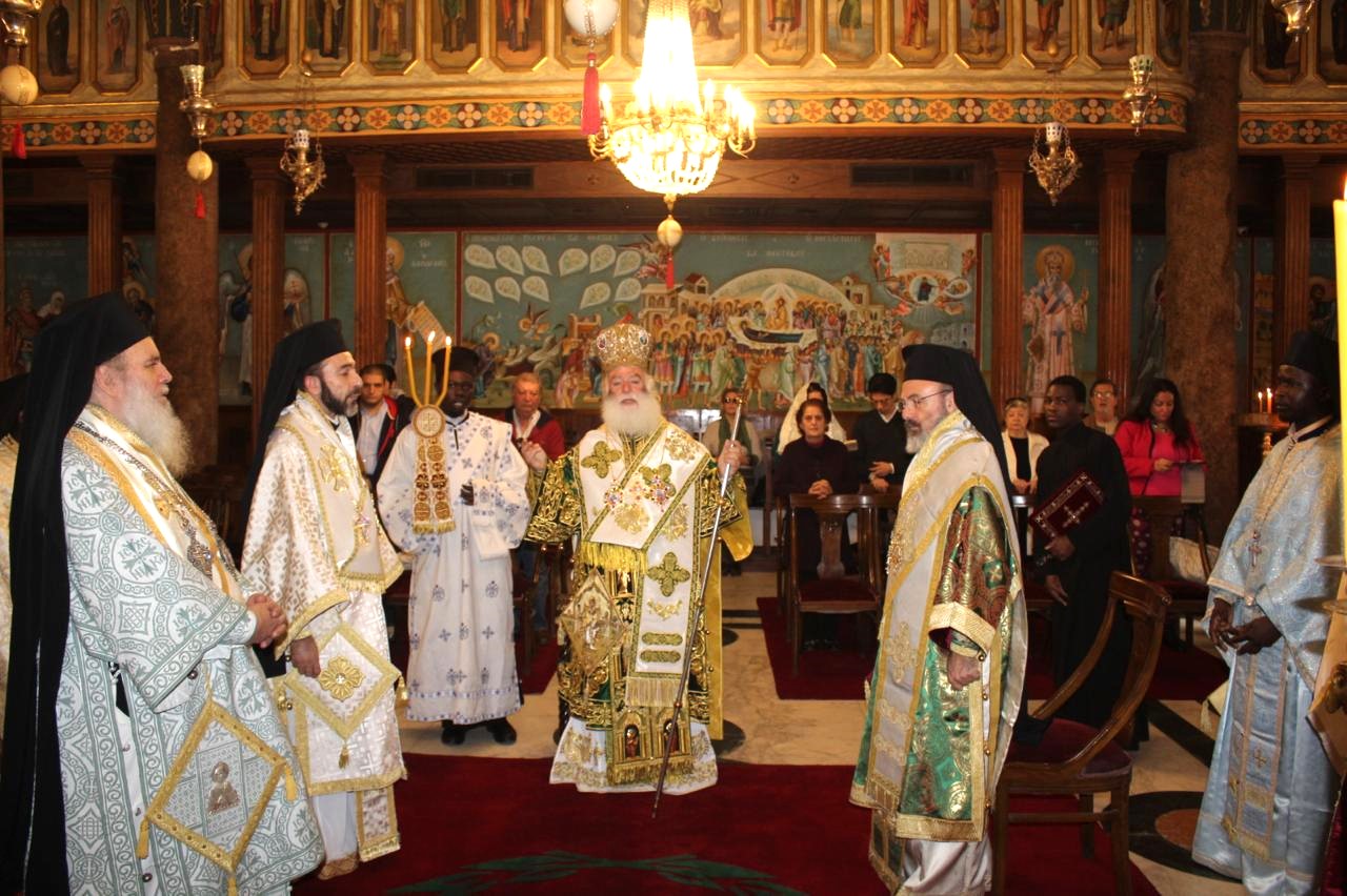Λαμπρά εορτάστηκε η εορτή του Οσίου Σάββα του Ηγιασμένου στο Πατριαρχείο Αλεξανδρείας (Φωτογραφίες) osios_savvas_patriarxeio_adologala (2)