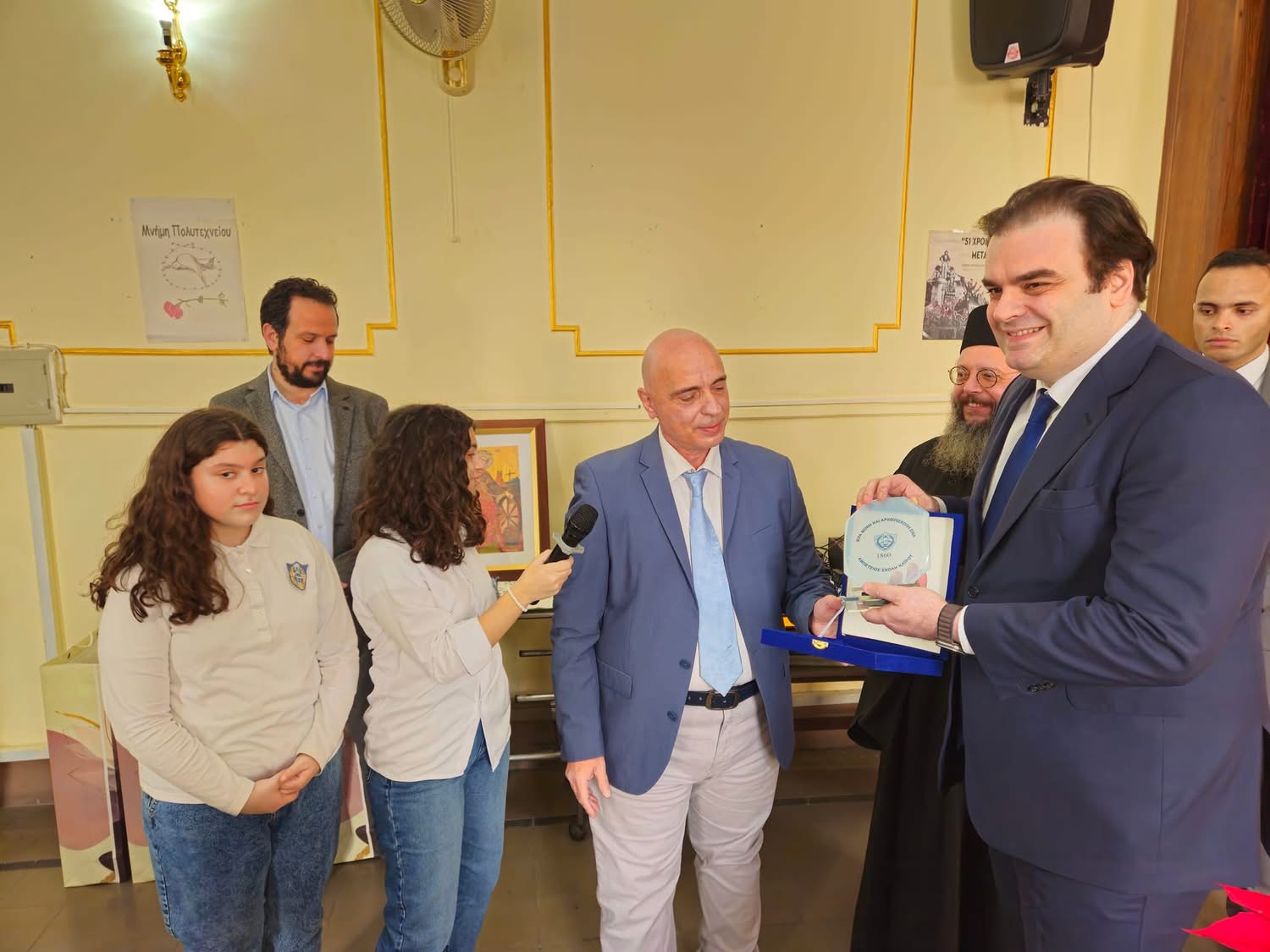 Επίσκεψη του Έλληνα Υπουργού Παιδείας στην Αμπέτειο Σχολή Καίρου ypourgos paideias ellados cairo egypt news world adologala (10)
