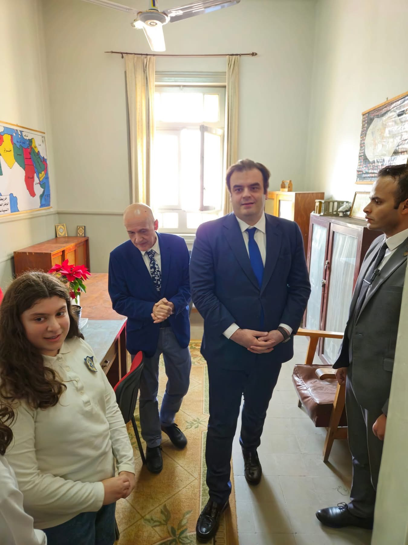 Επίσκεψη του Έλληνα Υπουργού Παιδείας στην Αμπέτειο Σχολή Καίρου ypourgos paideias ellados cairo egypt news world adologala (10)