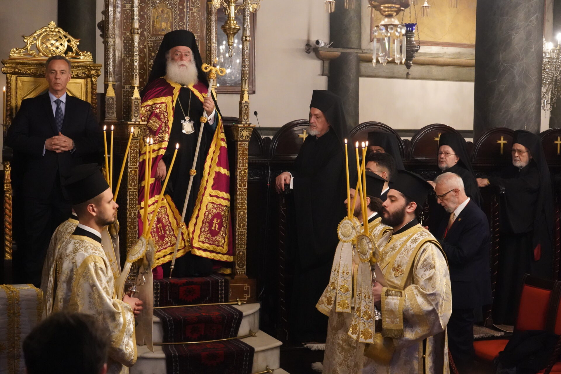 Ο πάπας και Πατριάρχης Αλεξανδρείας στον χοροστάτησε στον εσπερινό της εορτής των Τριών Ιεραρχών στο Φανάρι papas kai patriarxis alexandreias fanari eidiseis orthodoxia episkepsi theodorou bartholomew adologala (2)