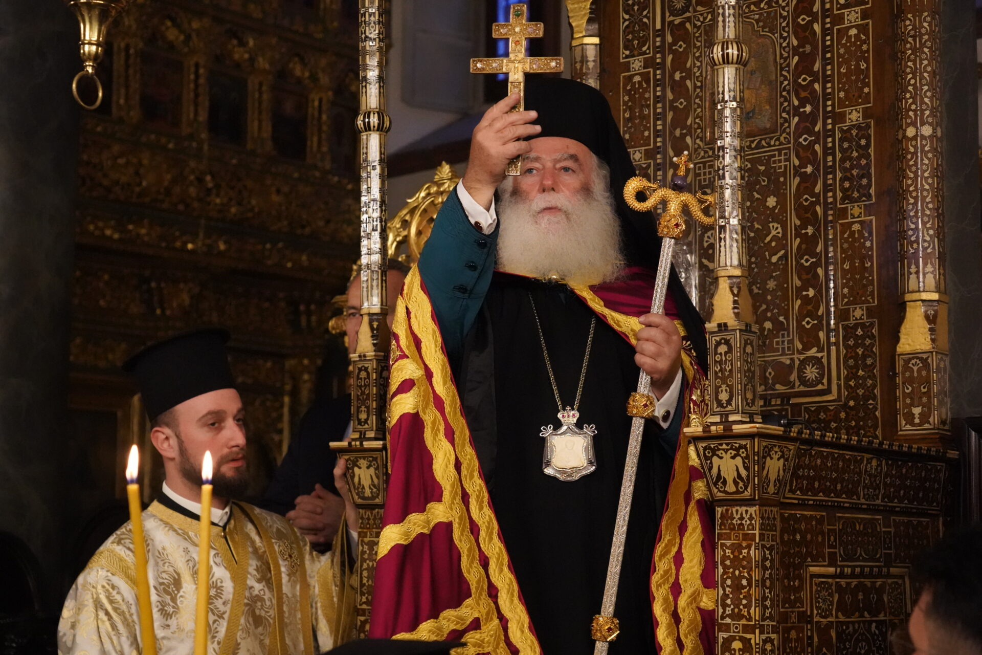 Ο πάπας και Πατριάρχης Αλεξανδρείας στον χοροστάτησε στον εσπερινό της εορτής των Τριών Ιεραρχών στο Φανάρι papas kai patriarxis alexandreias fanari eidiseis orthodoxia episkepsi theodorou bartholomew adologala (2)