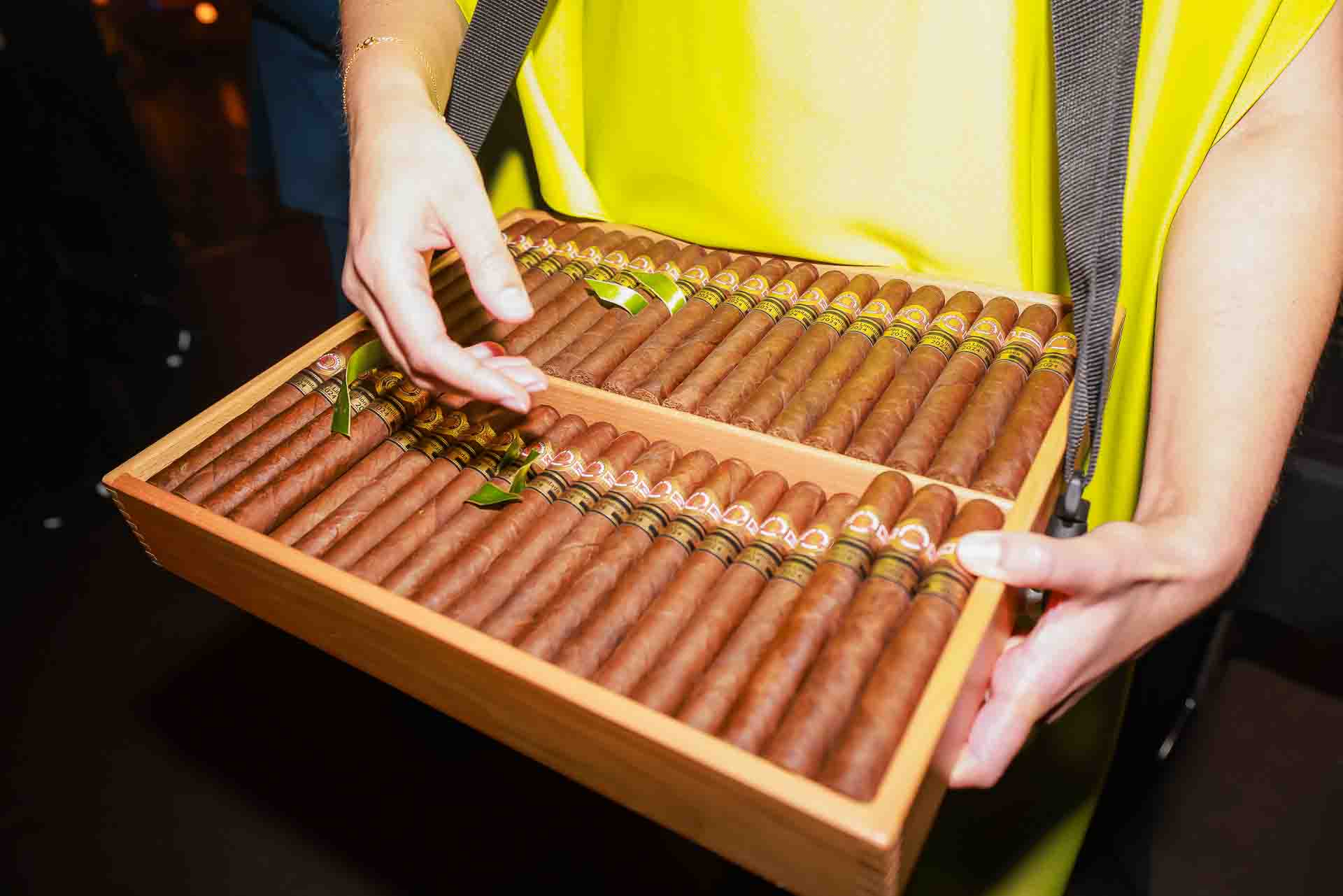 Ελβετία: Habanos & Intertabak AG γιόρτασαν την κυκλοφορία του Ramón Allones Absolutos Edición Limitada 2024 