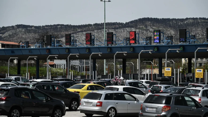 Αττική: Κορυφώνεται η έξοδος των εκδρομέων του Πάσχα