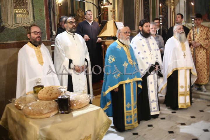 Αθήνα: Ο Μητροπολίτης Ναυπάκτου Ιερόθεος στον πανηγυρίζοντα Άγιο Παύλο της οδού Ψαρών 