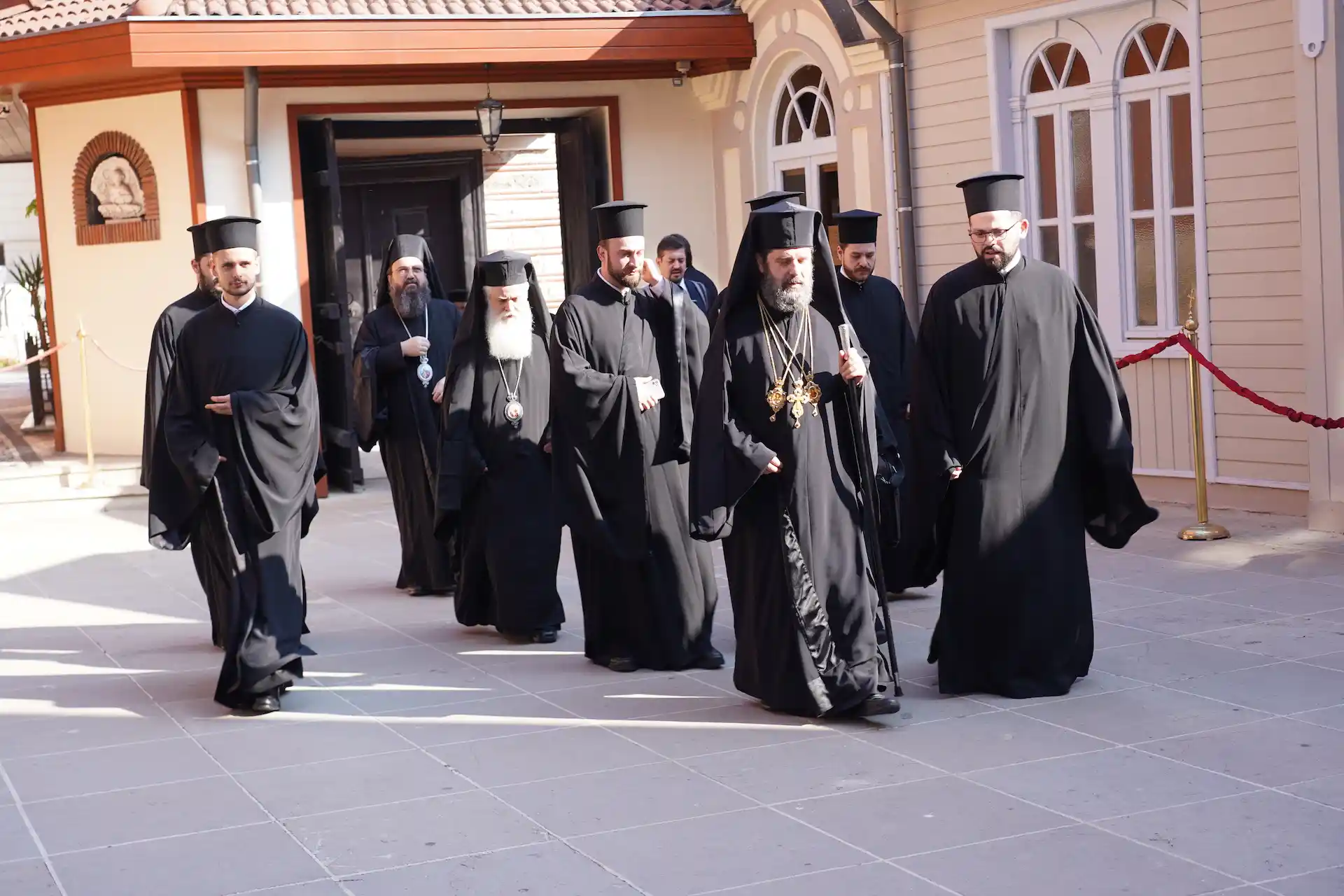 Έκκληση Οικουμενικού να σταματήσει το αιματοκύλισμα στη Μέση Ανατολή στο Συλλείτουργο Κων/πόλεως - Αλβανίας στο Φανάρι (Εικόνες))