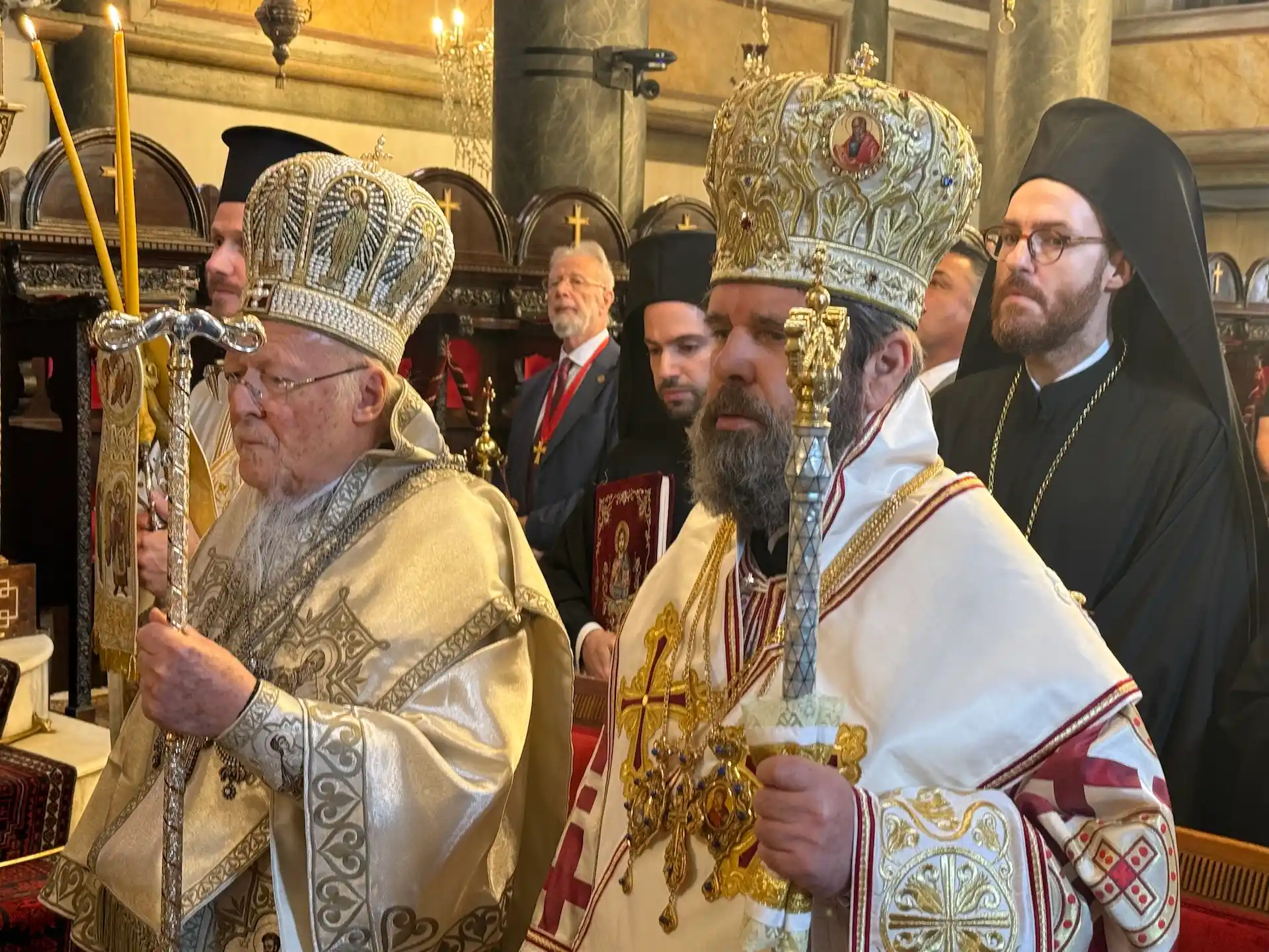 Έκκληση Οικουμενικού να σταματήσει το αιματοκύλισμα στη Μέση Ανατολή στο Συλλείτουργο Κων/πόλεως - Αλβανίας στο Φανάρι (Εικόνες))