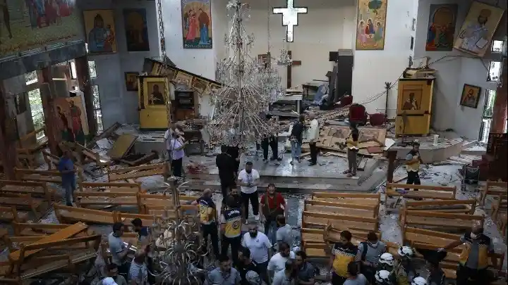 Συρία - Δαμασκός: Καμικάζι αυτοκτονίας σκότωσε 22 άτομα μετά από έκρηξη σε Ορθόδοξη Εκκλησία