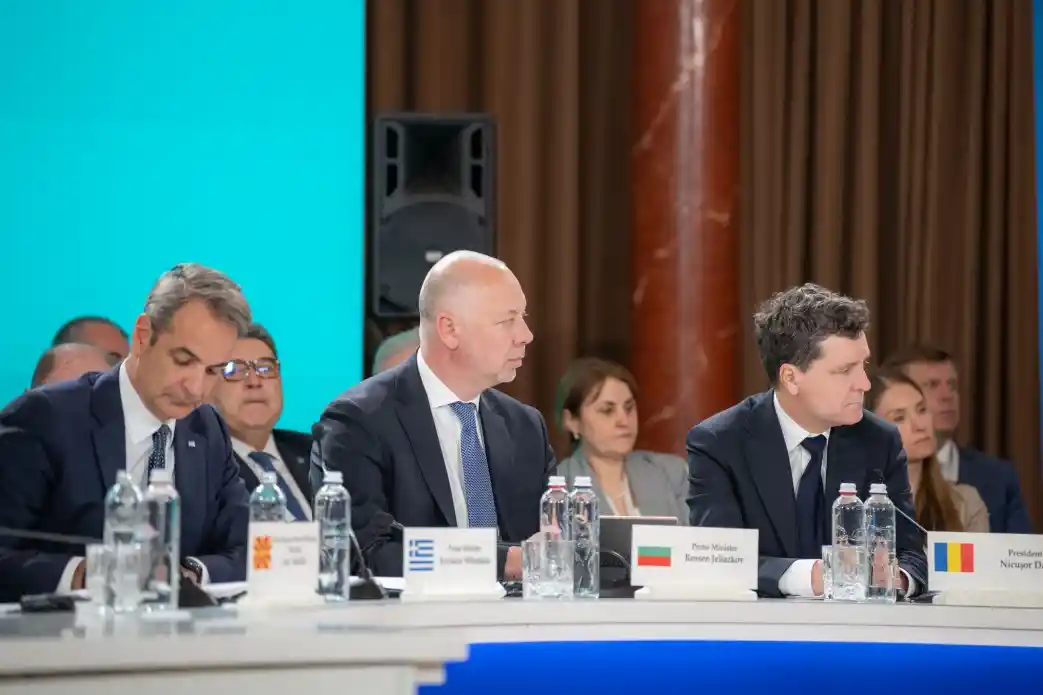 Πρωθυπουργός στην Οδησσό: Επιτρέψτε μου να εκφράσω και πάλι την αλληλεγγύη της χώρας μου προς τον ουκρανικό λαό
