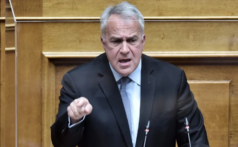 Yπουργός Μετανάστευσης