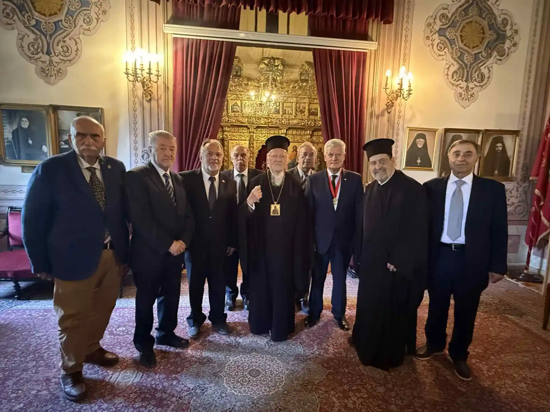 Ο Οικουμενικός Πατριάρχης προέστη της πανηγύρεως της Ιεράς Μονής Αγίας Τριάδος Χάλκης Ο Οικουμενικός Πατριάρχης προέστη της πανηγύρεως της Ιεράς Μονής Αγίας Τριάδος Χάλκης