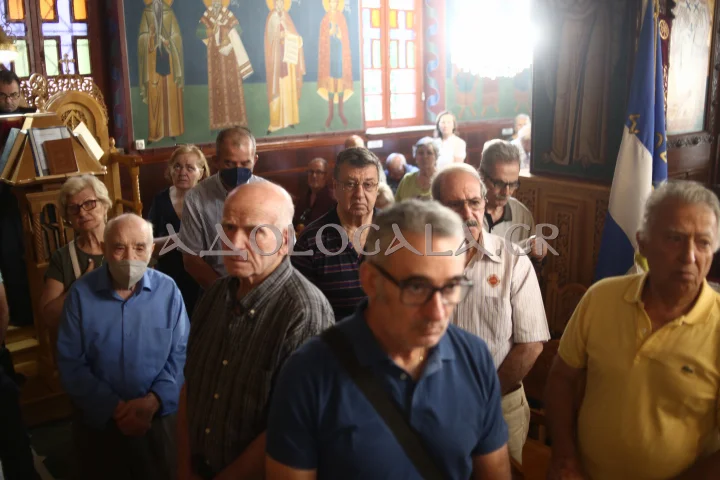 ΦΩΤΟΡΕΠΟΡΤΑΖ: Η Σύναξη των Δώδεκα Πρωτοκορυφαίων Αποστόλων στον πανηγυρίζοντα Ιερό Ναό στην Καλλιθέα 