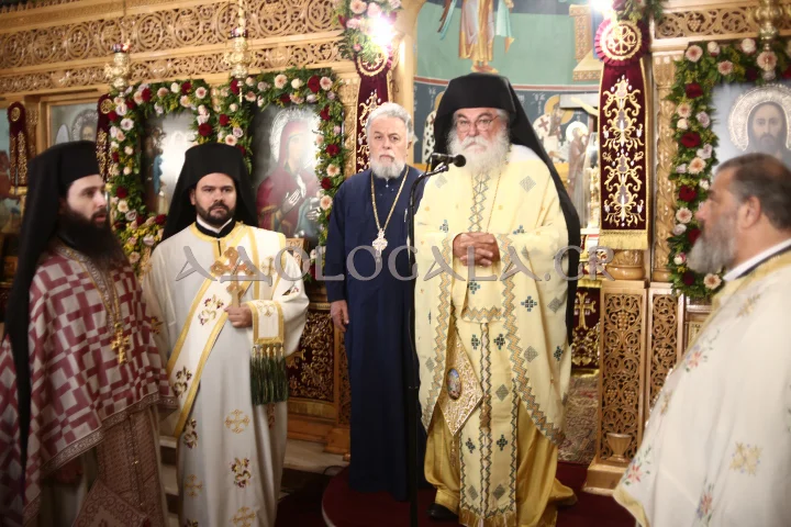 ΦΩΤΟΡΕΠΟΡΤΑΖ: Η Σύναξη των Δώδεκα Πρωτοκορυφαίων Αποστόλων στον πανηγυρίζοντα Ιερό Ναό στην Καλλιθέα 