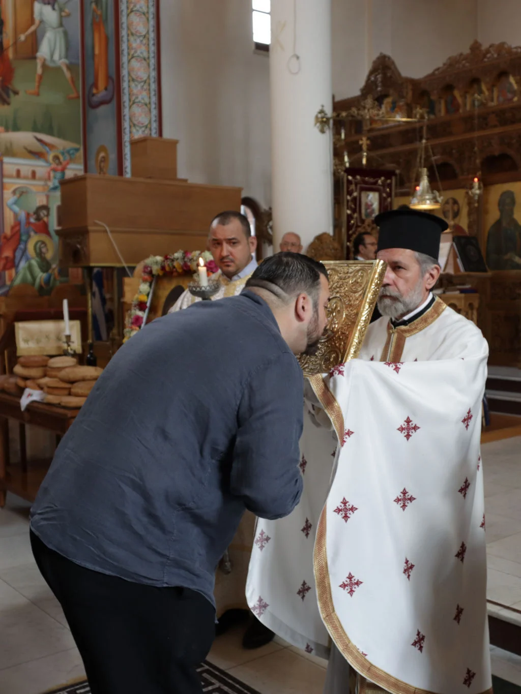 Επίσκεψη του Αρχιεπισκόπου Κύπρου στην Κοινότητα Αγίων Παντελεήμονος και Παρασκευής Λονδίνου