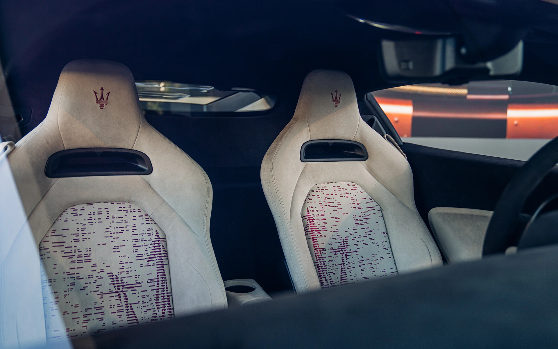 Η Maserati αφήνει το στίγμα της στο Φεστιβάλ Ταχύτητας Goodwood 2025 - Ντεμπούτο για το νέο MCPURA Super Sports Car (Εικόνες) 