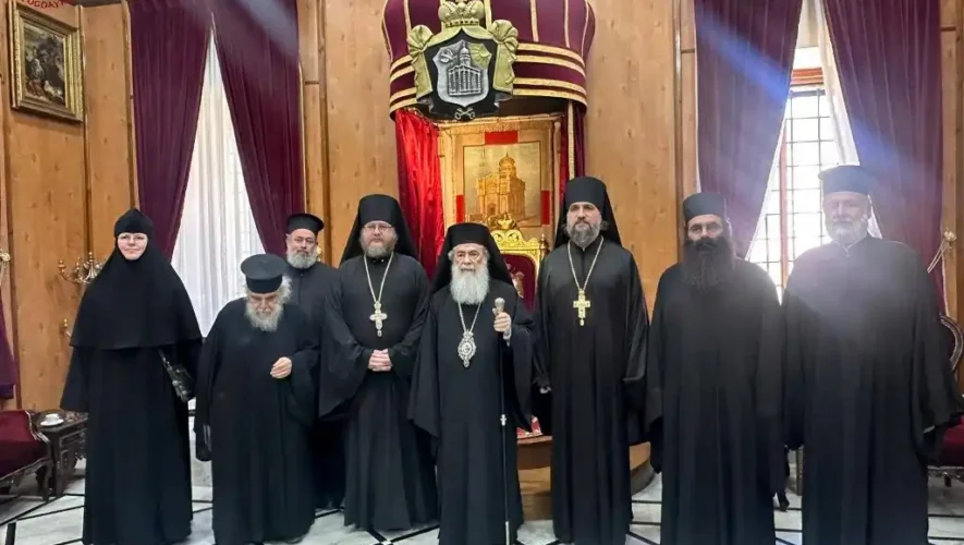Ο Προϊστάμενος της Ρωσικής Πνευματικής Αποστολής στα Ιεροσόλυμα στον Πατριάρχη Θεόφιλο