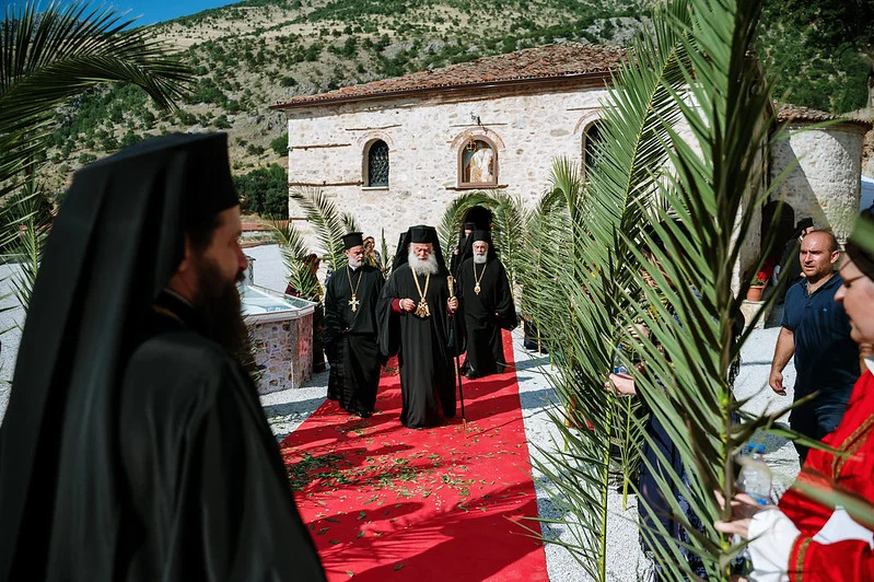 Ο Πάπας και Πατριάρχης Αλεξανδρείας Θεόδωρος στη Σιάτιστα της Μακεδονίας  patriarxis-alexandreias-theodoros-siatista-ellada-egkainia-adologala-news-ekklisia- (10)