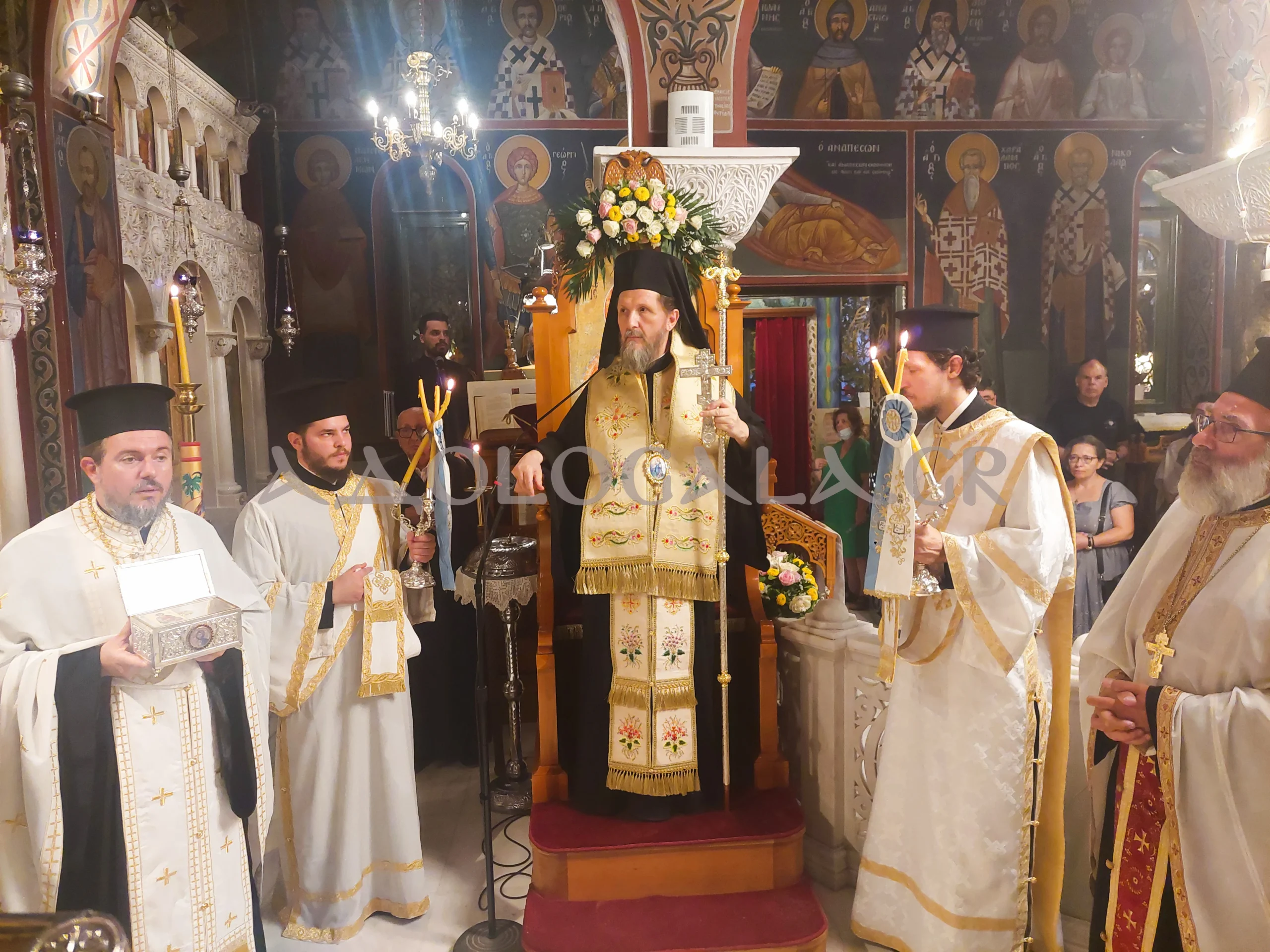 Ιερά Λιτάνευση της Εικόνας του Αγίου Παντελεήμονος στη Γλυφάδα (Φωτορεπορτάζ)